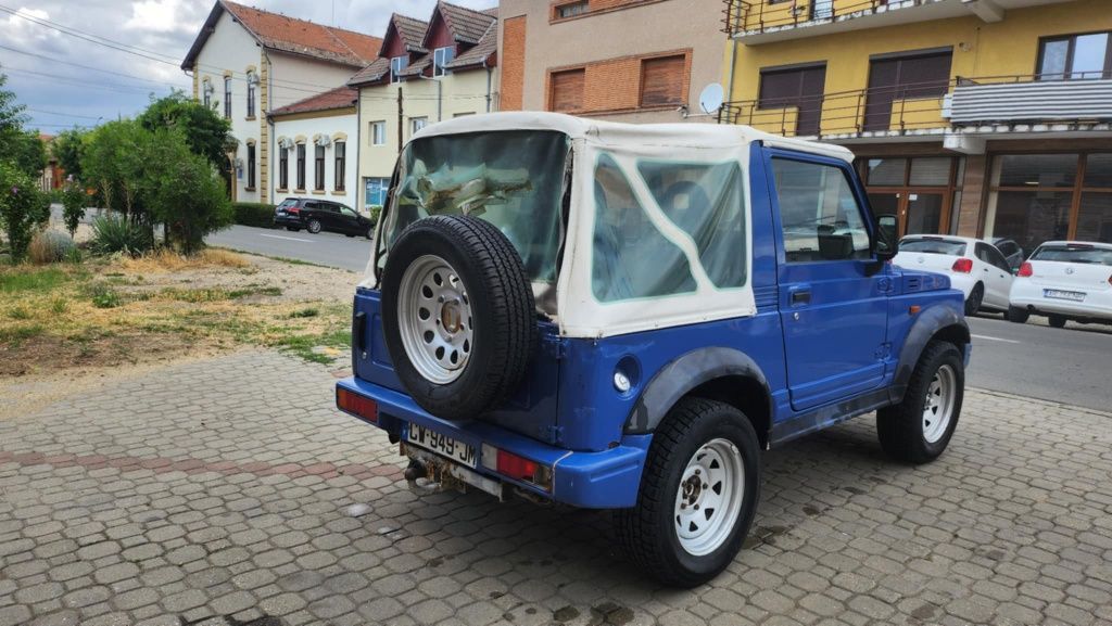 Suzuki samurai cabrio