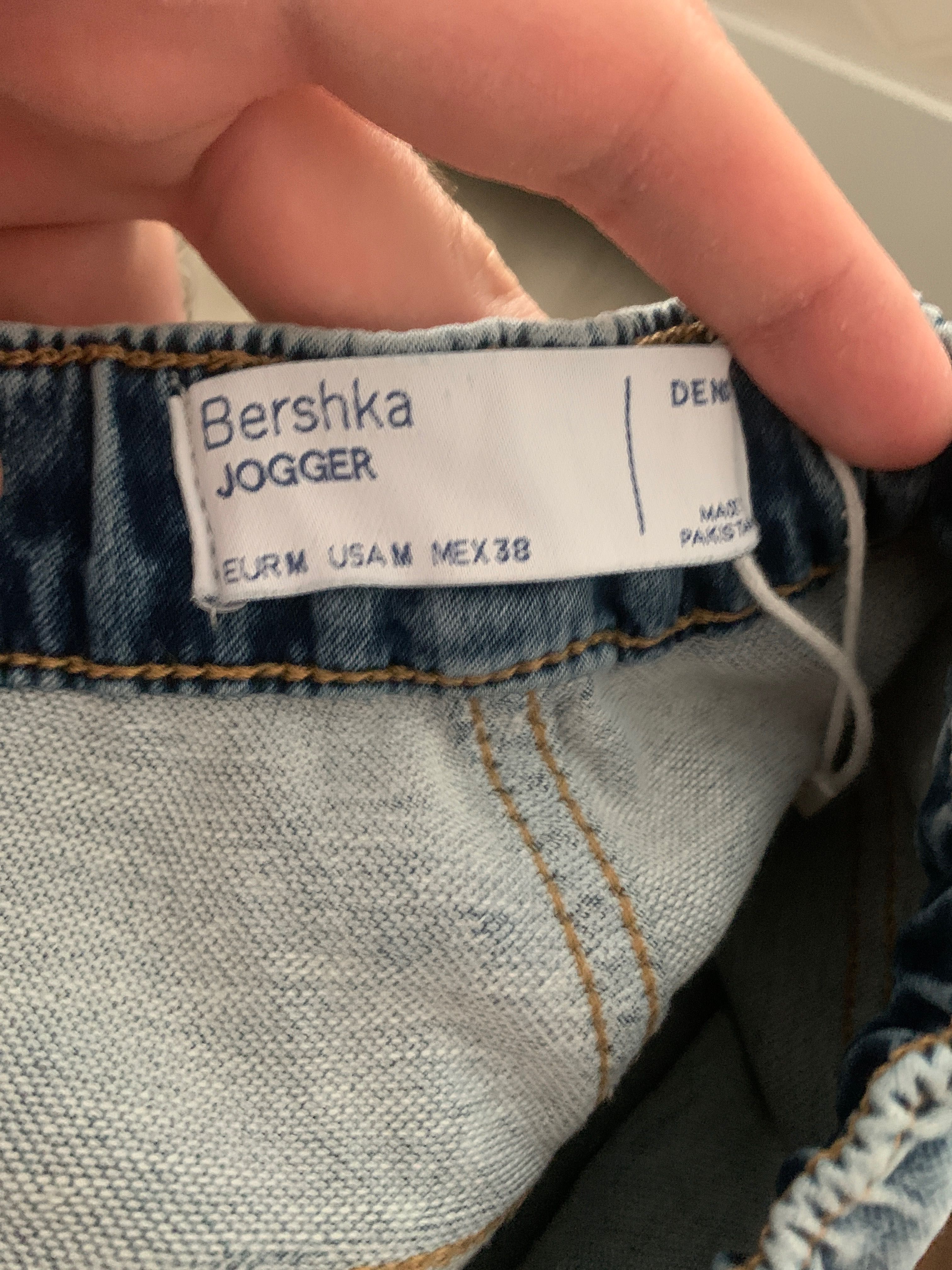 Blugi Bershka albastri JOGGER