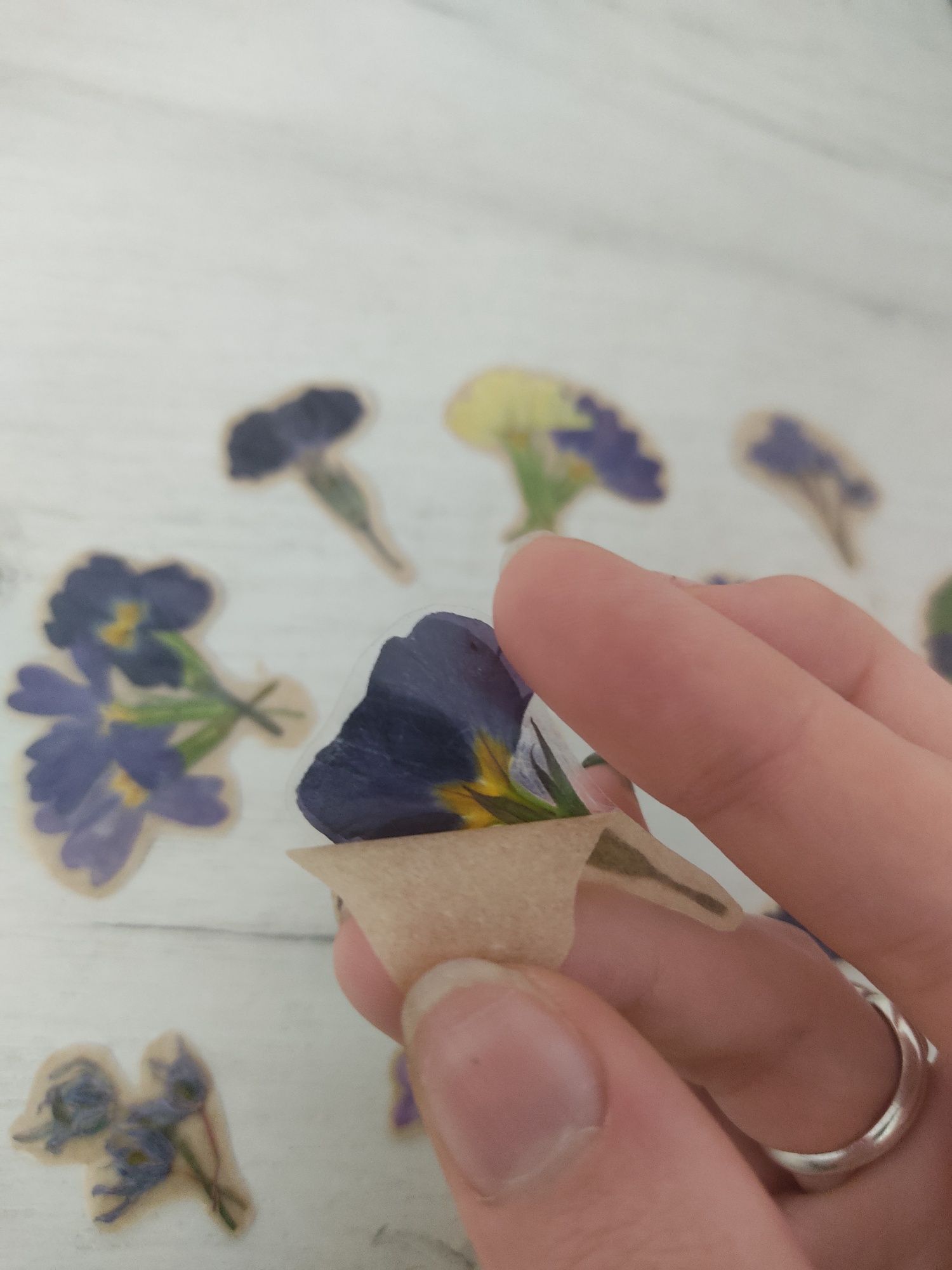 Ръчно изработени стикери от цветя