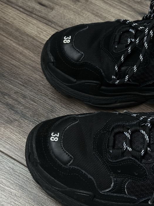 Balenciaga черни сникърси 38 номер