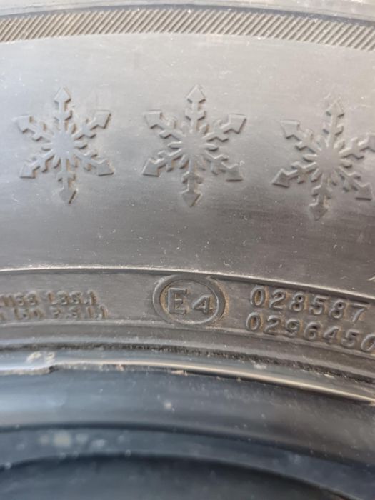 Чисто Нови  гуми 185/60/R14 от VW polo 2007,но стават и за Audi and Sk