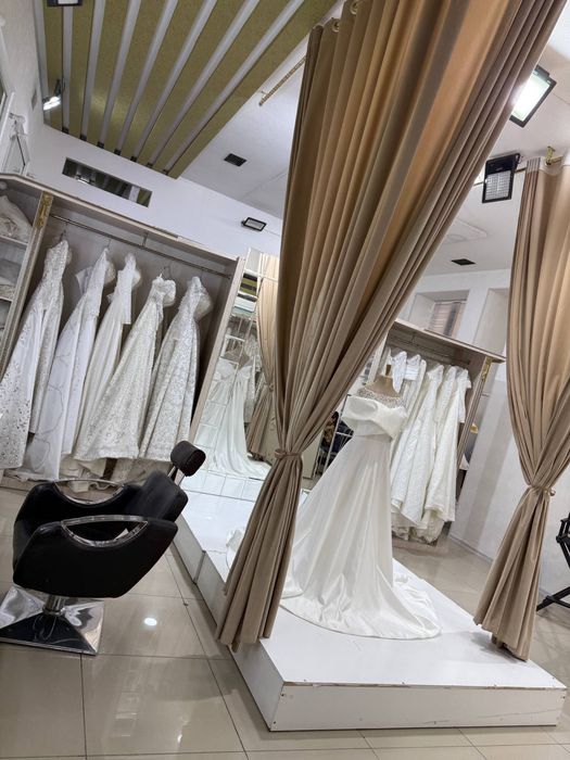 Kelin kuylaklar saloni uchun mebil