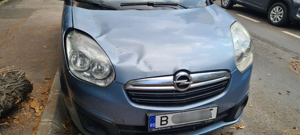 Opel Combo 1.6 diesel, 5 locuri AC
