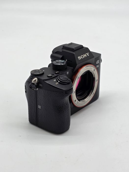 Aparat foto Sony Alpha 7 III Body
