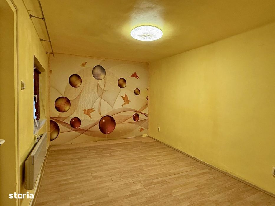 Zona Stadion -Apartament la curte (comuna)