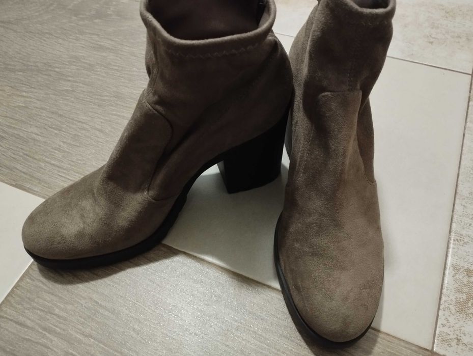 Боти 39-40 номер