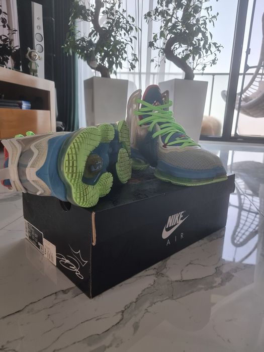 Sneakers Nike Lebron XIX