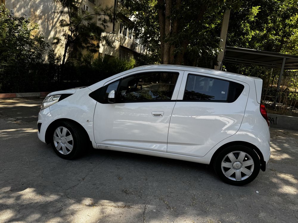 Продается автомобиль Chevrolet Spark
