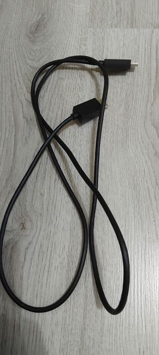 Playstation 5 Slim с 3 игри и постойка за конзолата