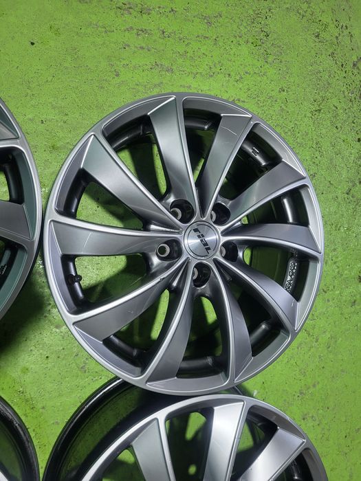 17 5x108 Ford Volvo лети джанти 5х108