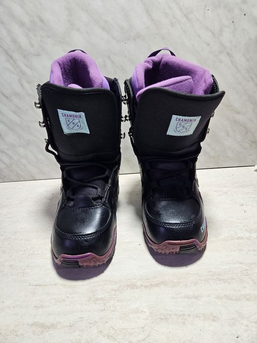 Boots 122 buti placa snowboard  Chamonix  mărimea   37( 24  cm) .