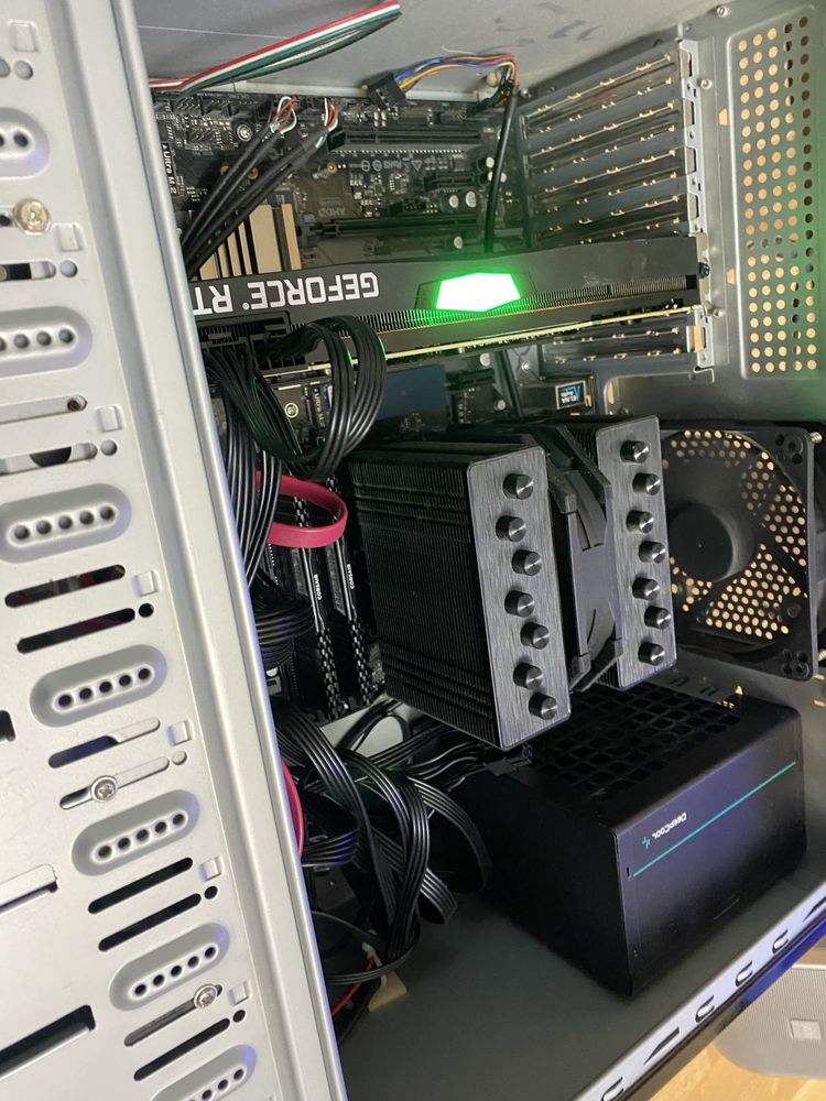 Игровой core i 9 9900.Отличное состояние. Обмен на нубук.