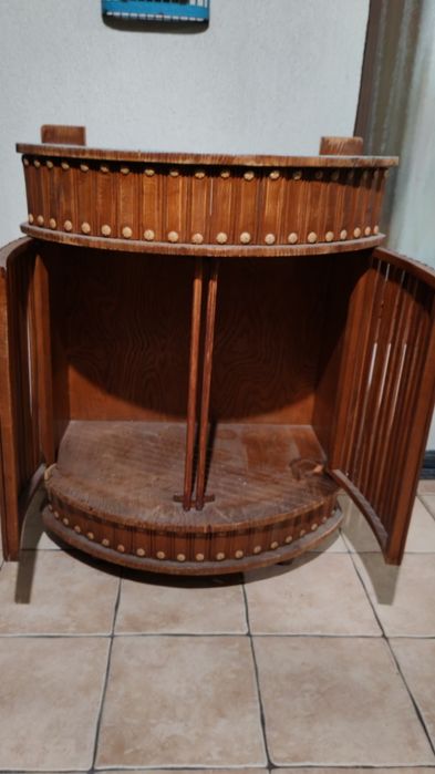 Bar lemn masiv sau corp depozitare