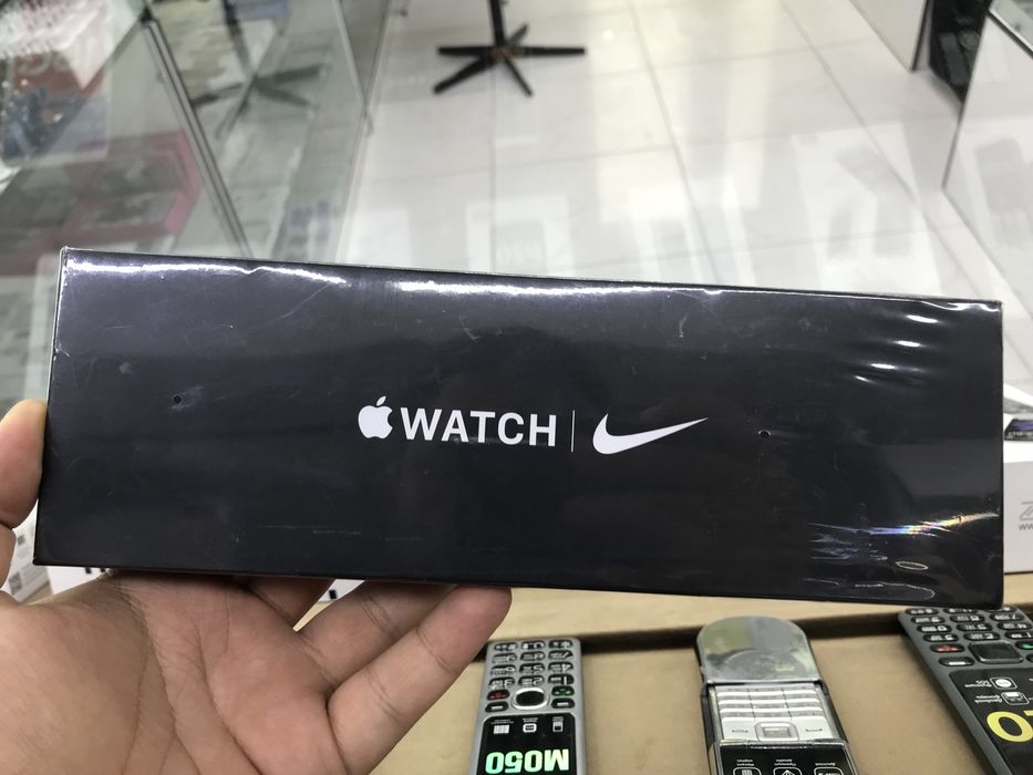 Iphone Iwatch 10 seriya