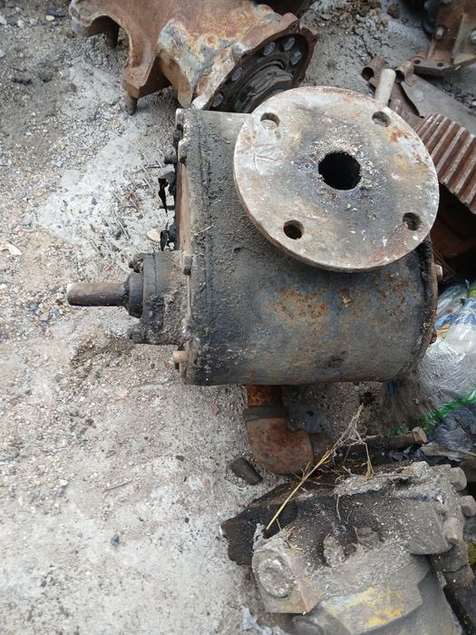 Битумный насос на дорожные работы