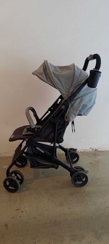Лятна бебешка количка Recaro
