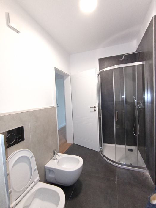 De vânzare,apt cu 2 cam,in bloc nou,cu lift