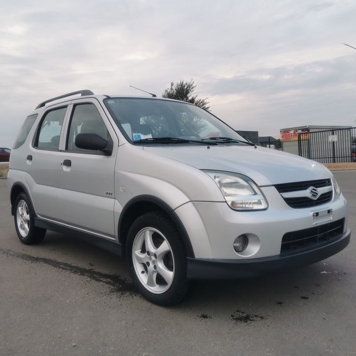 Suzuki Ignis ,motor 1,5 benzina,4 x 4