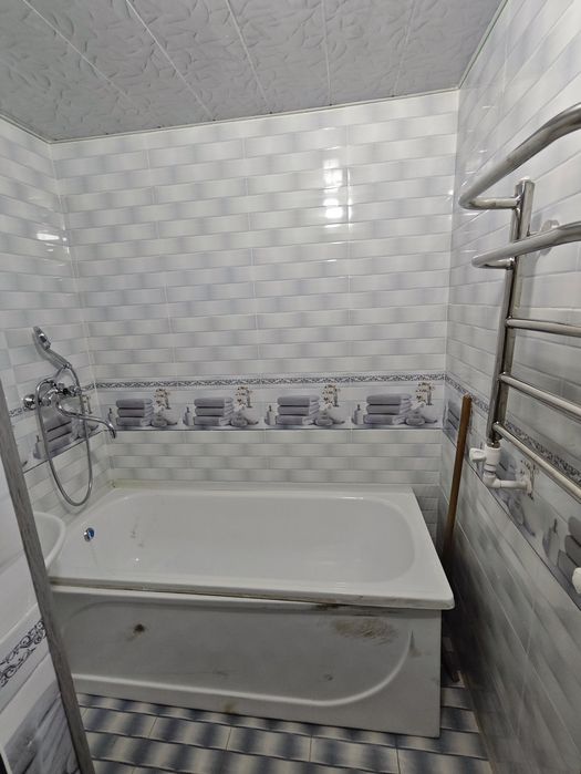 Zarafshon 14-kvartalda 3xona qilingan yangi yevroremonti kvartira