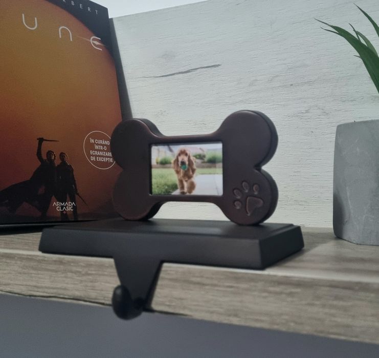 Suport pentru agatat zgarda / cheile cu poza