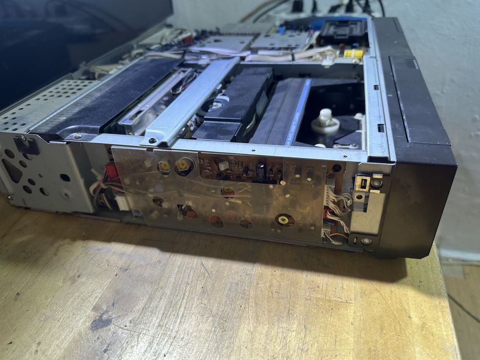 Video recorder sony beta hifi  sl-hf950es