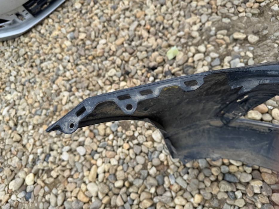 Bara fata Volkswagen Passat B8 Facelift 2020/2021/2022/2023