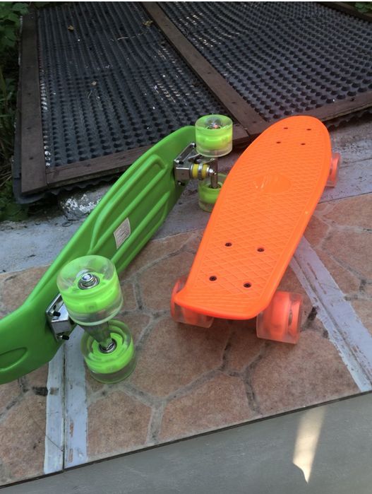 Pennyboard copii, cu led-uri in roti
