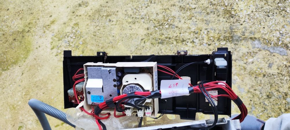 Whirlpool AWT5080 пералня на части. Символични цени.