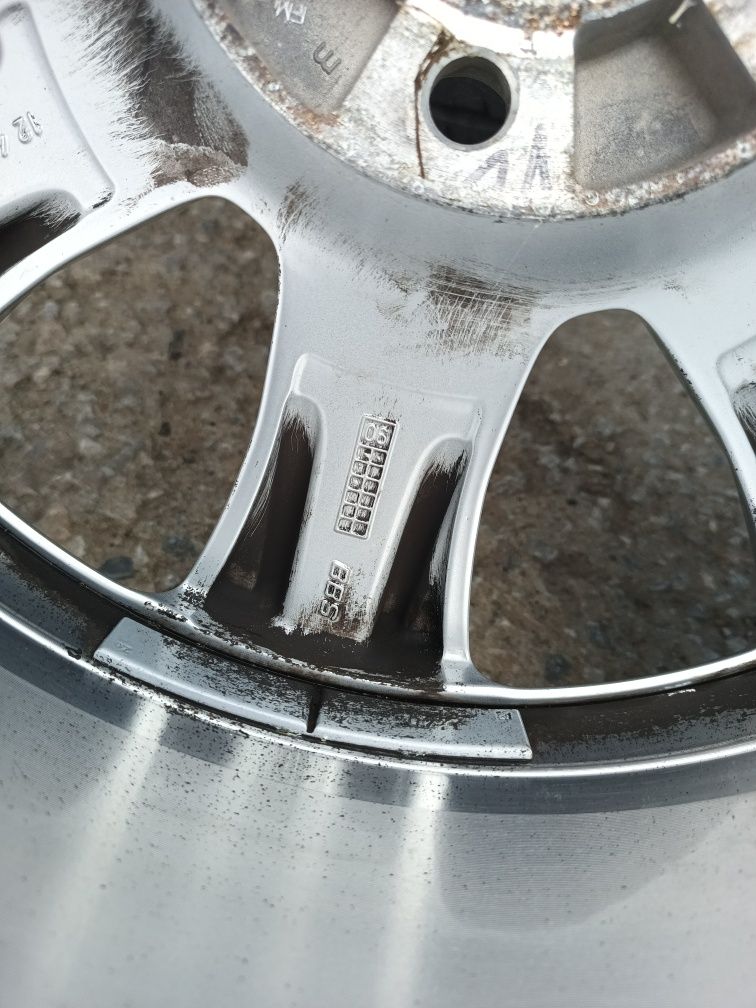 VW Touran, Фолксваген 17 цола