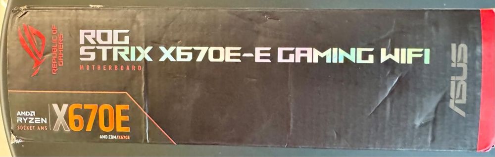 Placa de baza Asus ROG STRIX X670E-A GAMING WIFI Socket AM5  Noua
