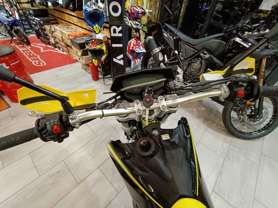 SWM SM 125R ABS Yellow -noua -pt A1-livrare EST BIKE Campina