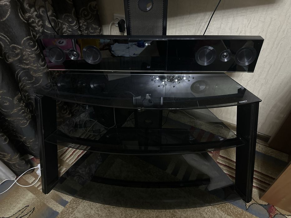 Подставка под телевизор