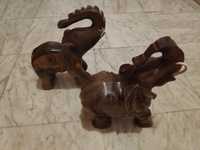 Ръчно изработена статуетка слон от сандалово дърво