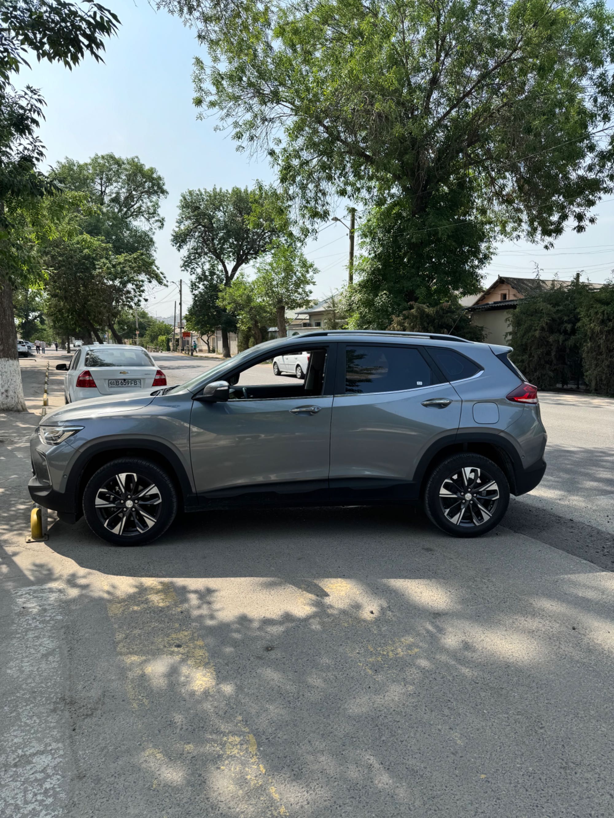 Tracker 2 Premier