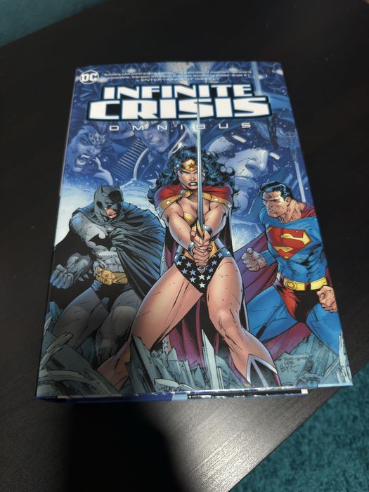 Infinite Crisis Omnibus 2018 edition