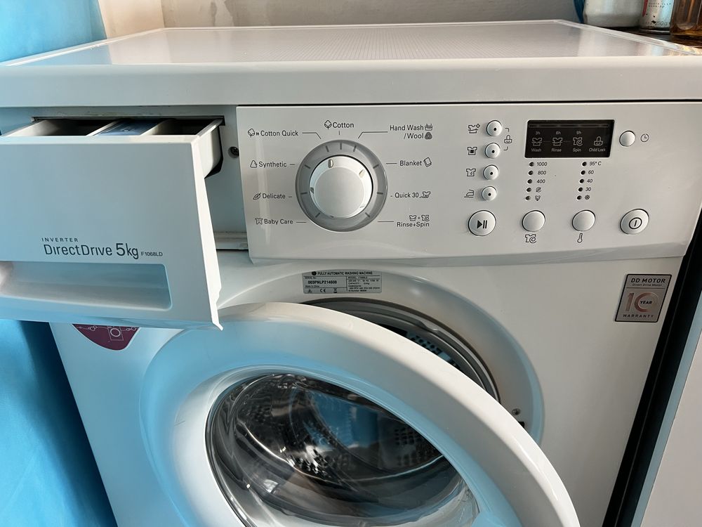 Пералня LG Direct Drive 5кг. Като нова!