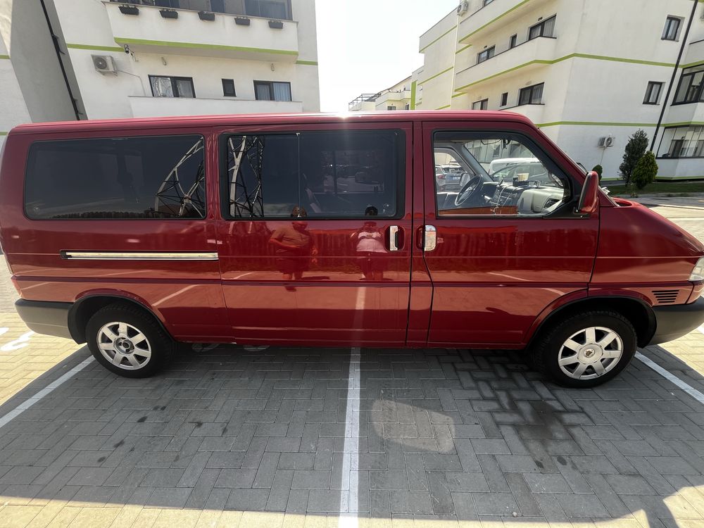 Vand VW T4 Caravelle 8+1 Locuri