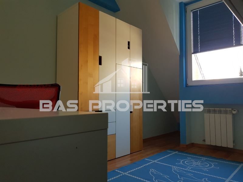 Дава се под наем Тристаен апартамент в София, Младост 1 - 80 кв.м за 750 € - Снимка #10