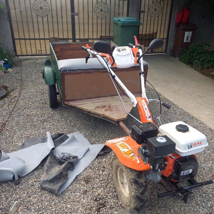Vând motocultor ruris
