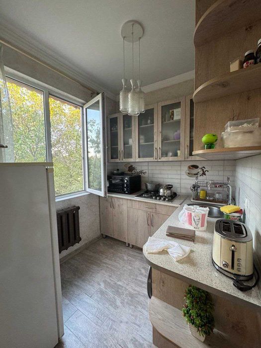 Продаётся вдоль дороги Шахристанская, 2/3/4 не торец