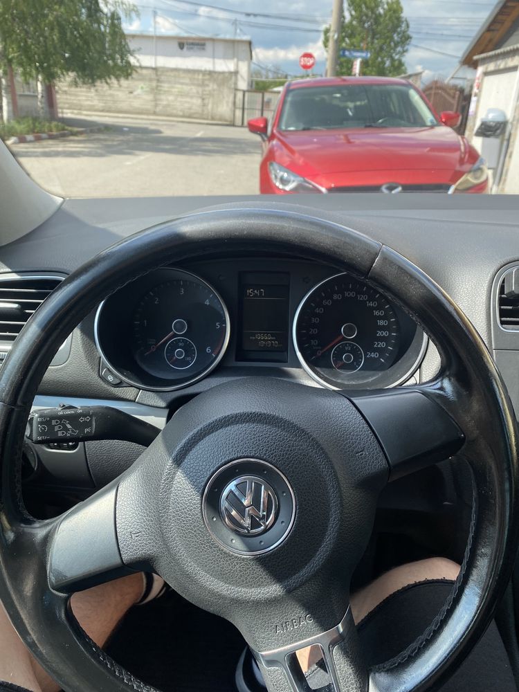 Volkswagen Golf VI 2012 1.6 TDI