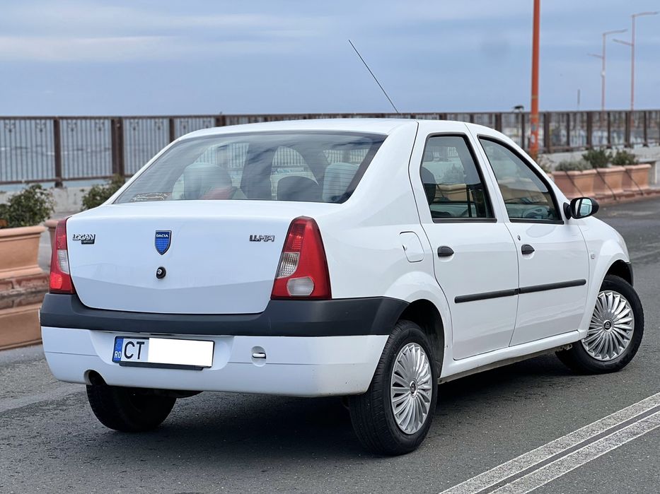 “ Dacia Logan “ An 2008 “ 120.000 KM “ Proprietar , Stare Perfecta