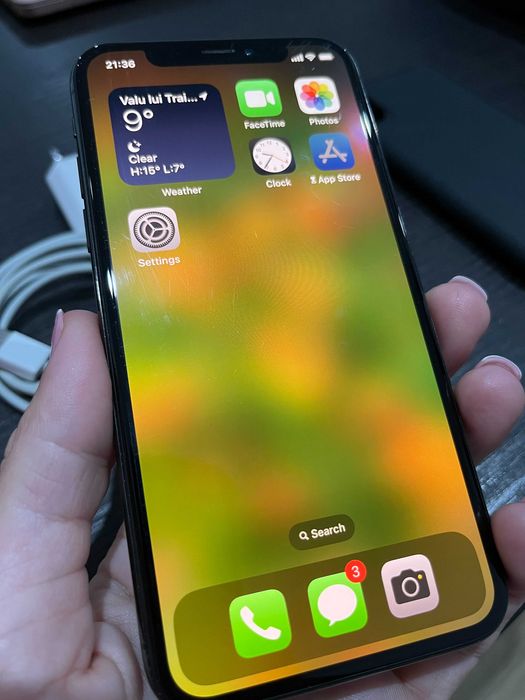 Vând iPhone Xs, 64GB, in stare foarte buna