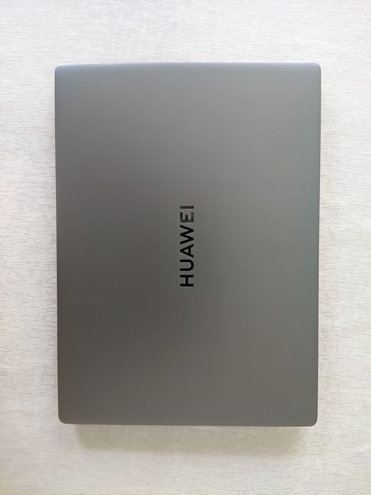 Huawei MateBook D14 (2023) / Core i5 1240P