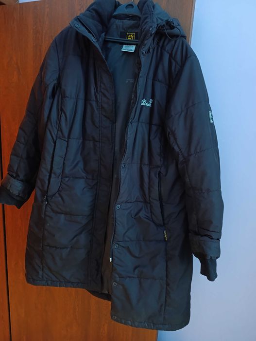2 якета оригинални jack wolfskin L и XL