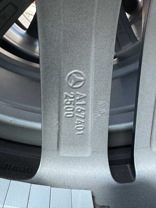Оригинални джанти с гуми зимни 20 цола, 5х112 Mercedes GLE GLS GLB GLA