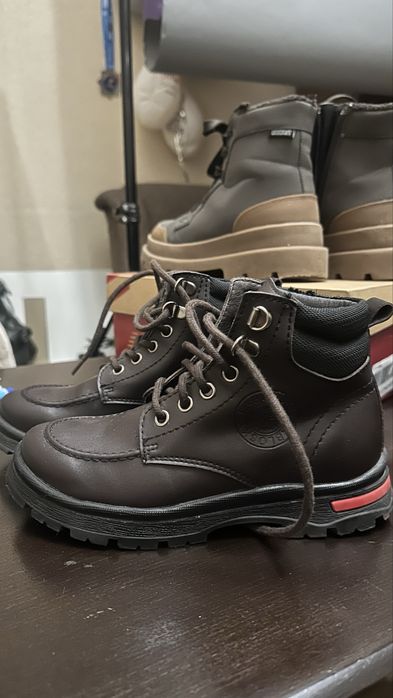 Кожаные детские ботинки Pablosky