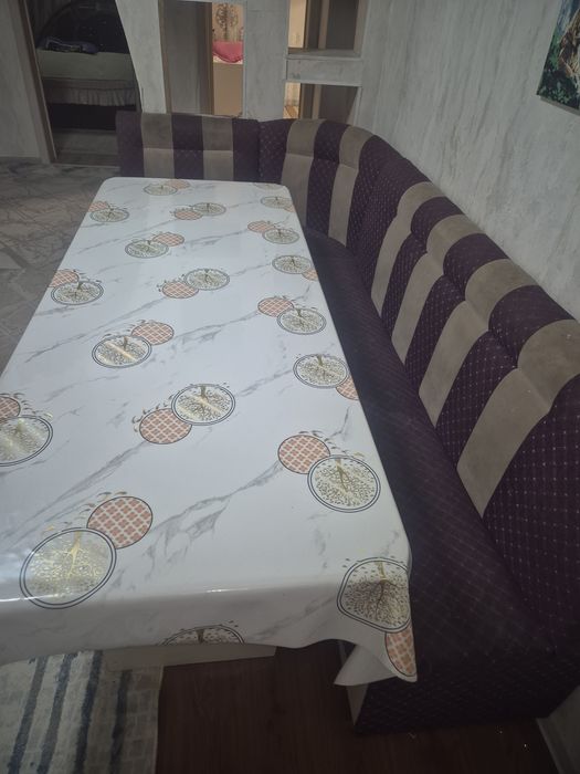 Продам стол стуля