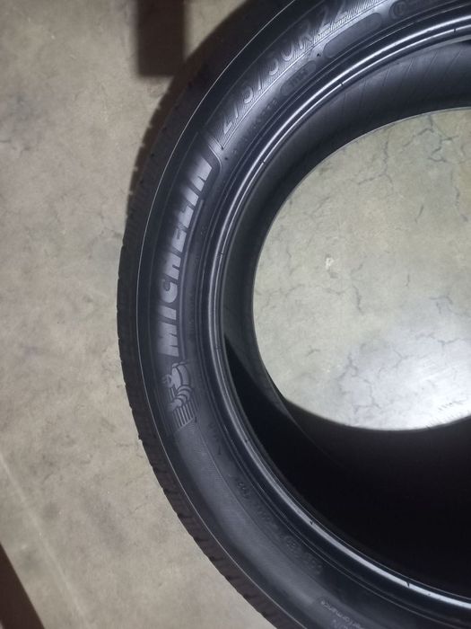 Michelin X LT A/S 275/50R22