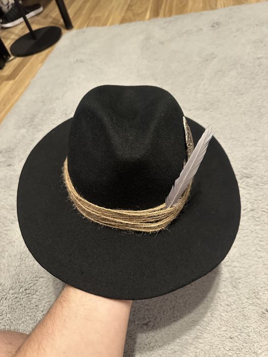 Palarie custom din lana